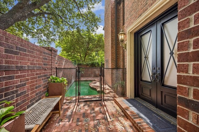 Photo - 1601 Norfolk St (Houston, TX) Apartment