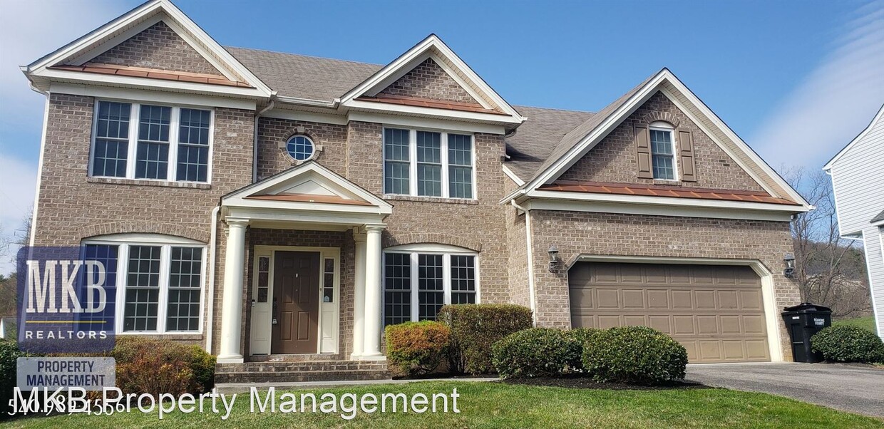 6200 Sandhurst Dr, Cave Spring, VA 24018 House Rental in Cave Spring