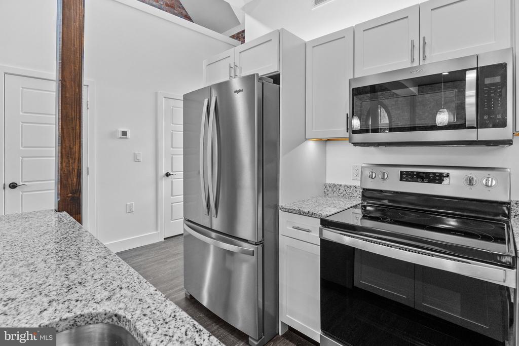 Primary Photo - 819 Blooming Glen Rd