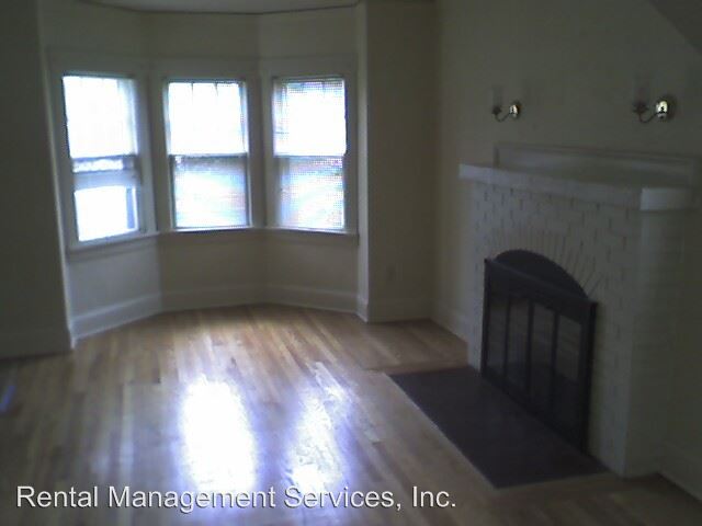 Building Photo - 4505 E Burnside St