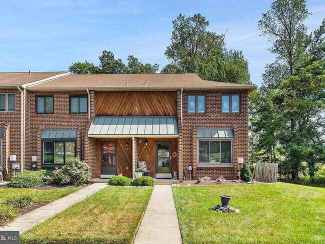 Foto del edificio - 114 Neyland Ct