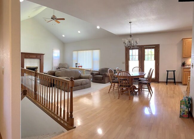 Foto del edificio - 3b/2.5 House for Rent