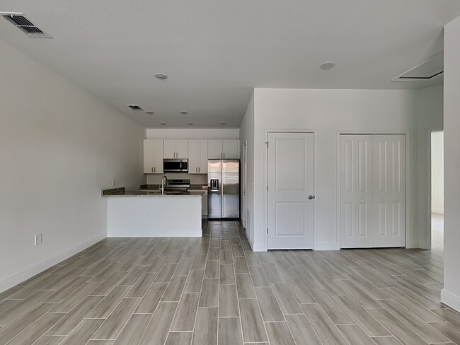 Building Photo - 1598 Cumin Dr