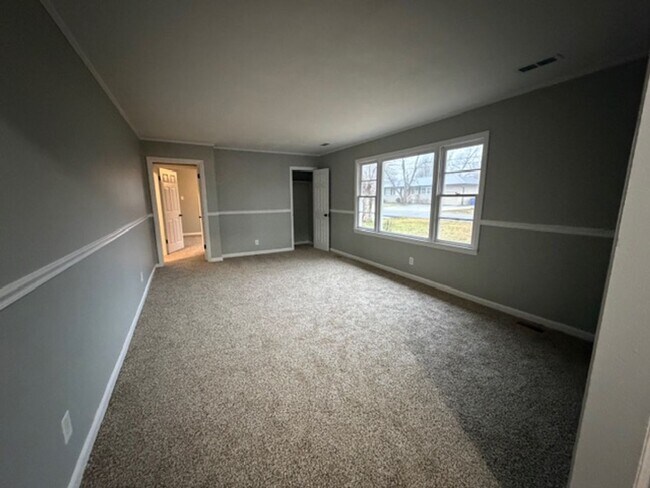 Foto del edificio - 4 Bedroom 2 Bath house