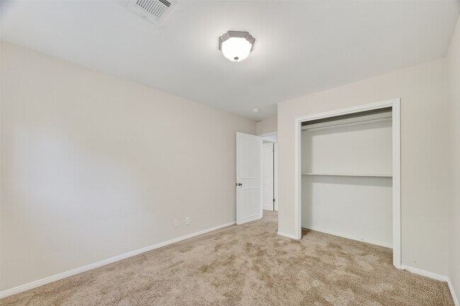 Foto del edificio - 1810 Indian Shores Rd