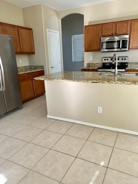 Foto del edificio - 10243 E Caribbean Ln