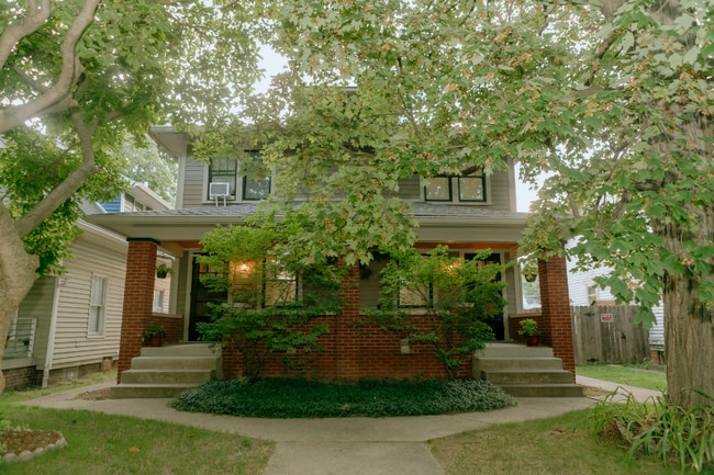 Building Photo - 606 N Emerson Ave