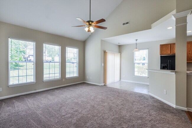 Foto del edificio - 802 Shefford Town Dr