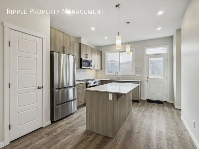 Building Photo - 50% OFF YOUR FIRST MONTHS RENT! INCREDIBLE...