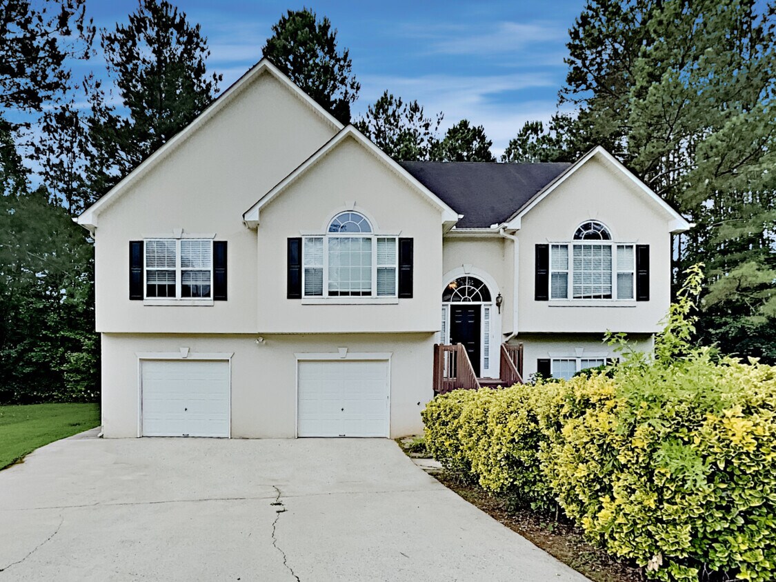 5706 Graceland Drive House Rental in Powder Springs, GA