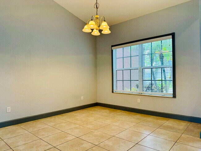 Foto del edificio - 6126 NW E Deville Cir