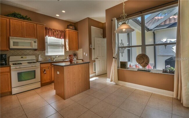 Building Photo - 7406 Soiree Way