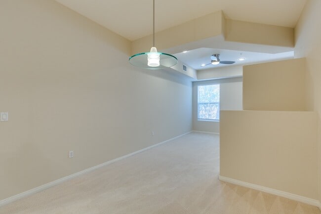 Building Photo - Manhattan Condo - South Las Vegas Blvd.