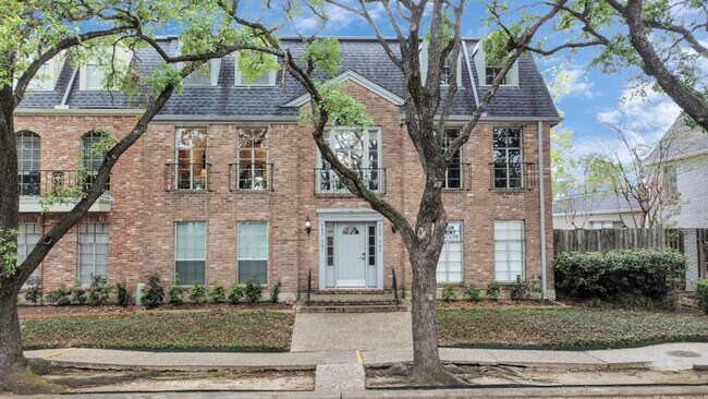 Foto del edificio - 567 N Post Oak Ln