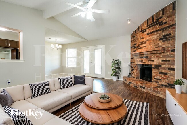 Foto del edificio - 6117 Autumn Springs Dr