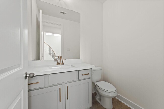 Foto del edificio - 2722 Sweet Honey Ln