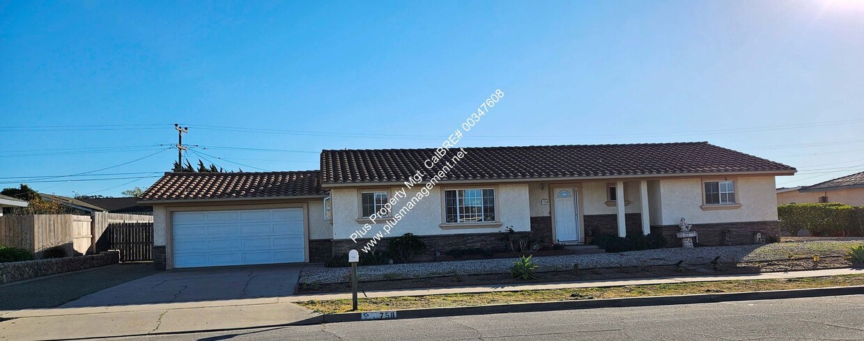 Foto principal - Orcutt Single Story Ranch Style Home with ...