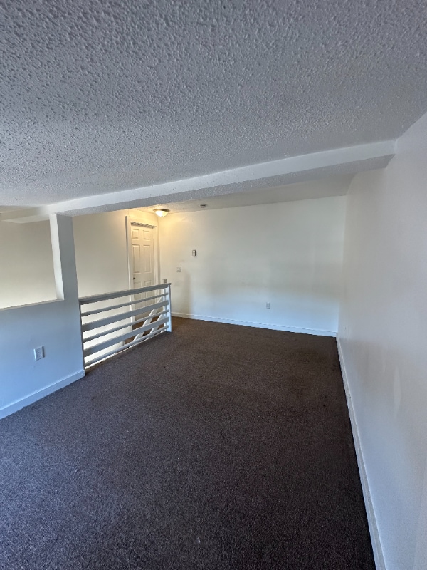 Building Photo - 38 W Broad St