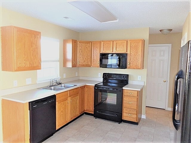 Foto del edificio - 14334 O Casey Ln