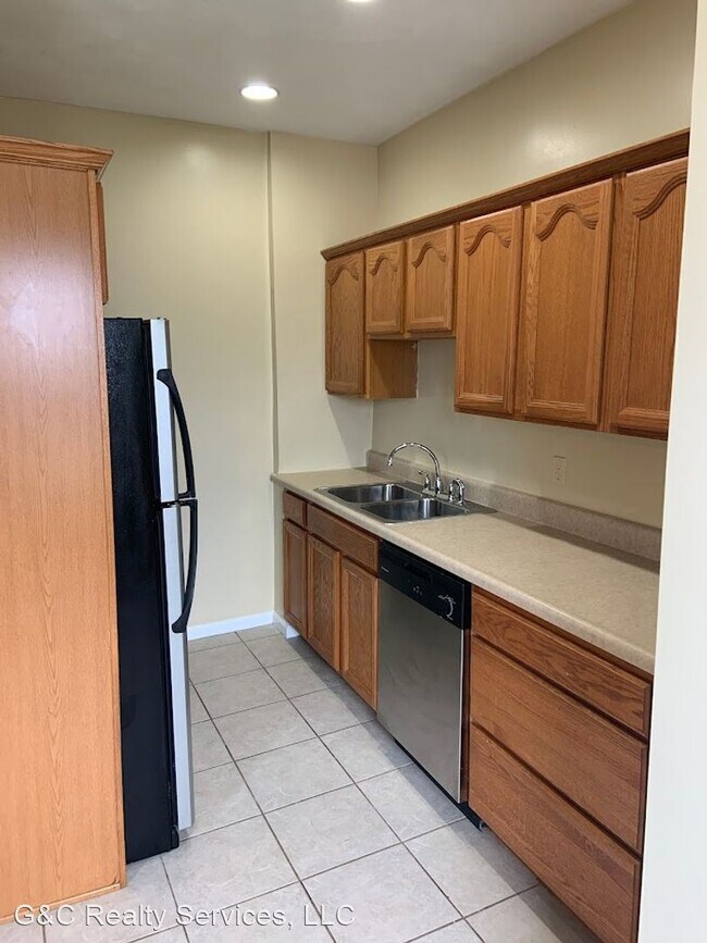 Foto del edificio - 3 br, 1.5 bath House - 659 6th St