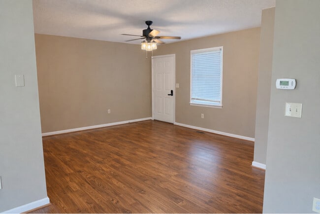 Building Photo - 109 Watzel Ln