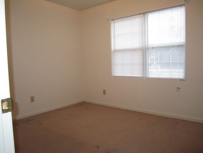 Foto del edificio - 151 Dallas Rd