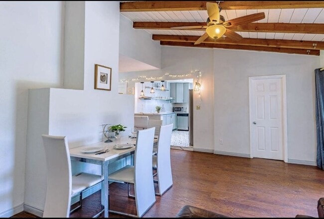 Foto del edificio - 6645 Amherst St