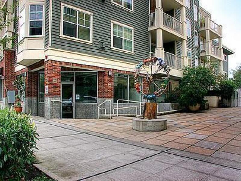 Foto principal - 2901 NE Blakeley St