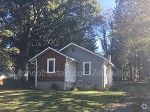 Building Photo - 1032 Mountain View St