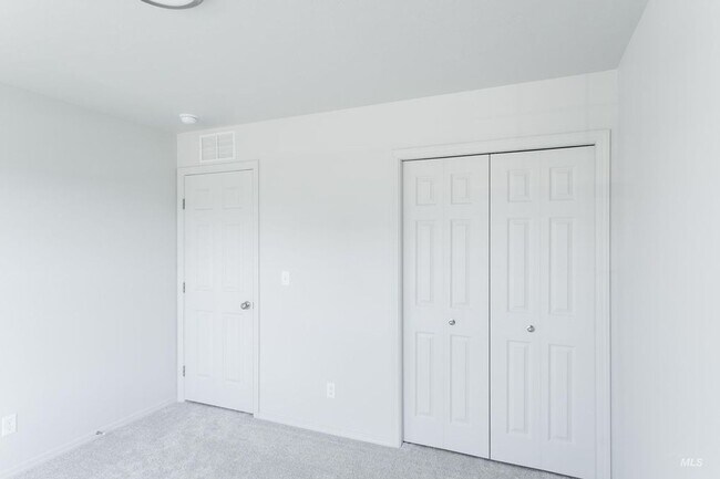 Foto del edificio - Beautiful Home with Bonus Room!