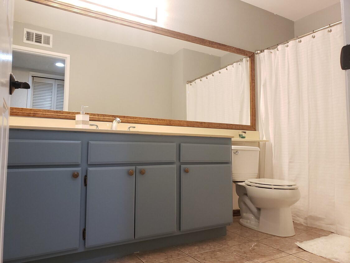Foto del edificio - 1435 W 146th St