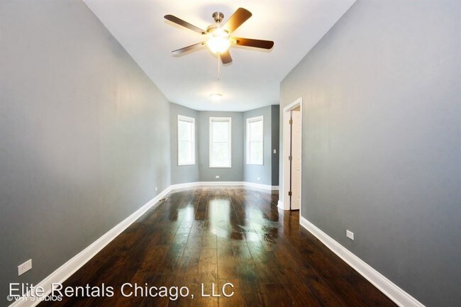 Building Photo - 3 br, 1 bath Apartment - 8739 S. Colfax Ave.