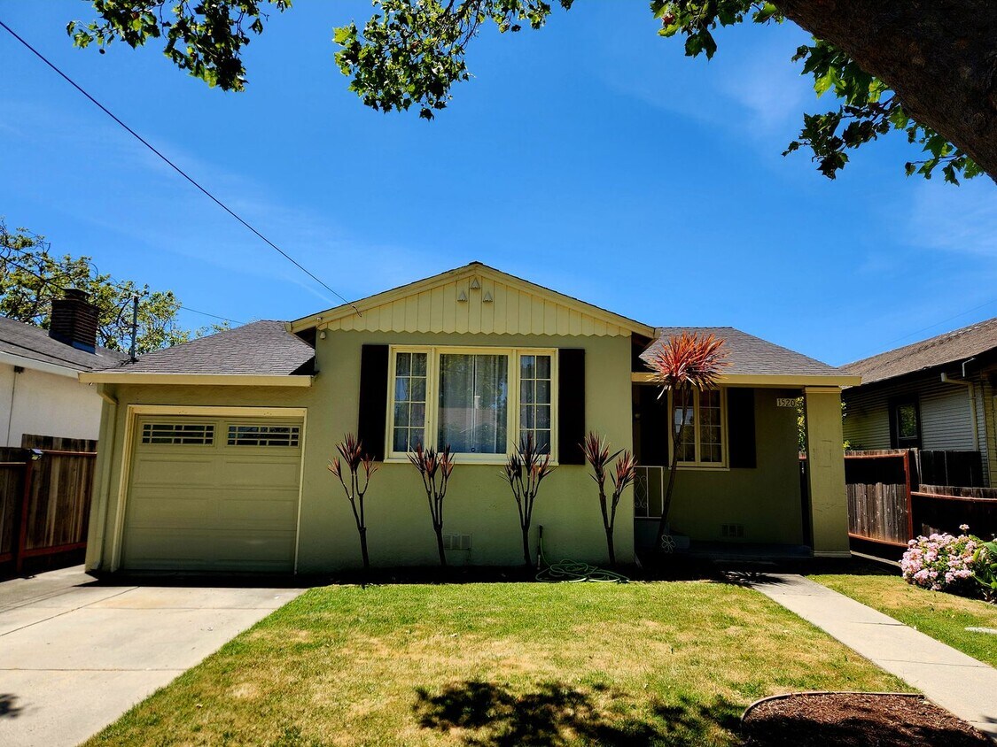 Primary Photo - Lovely 2 bedroom home in San Mateo
