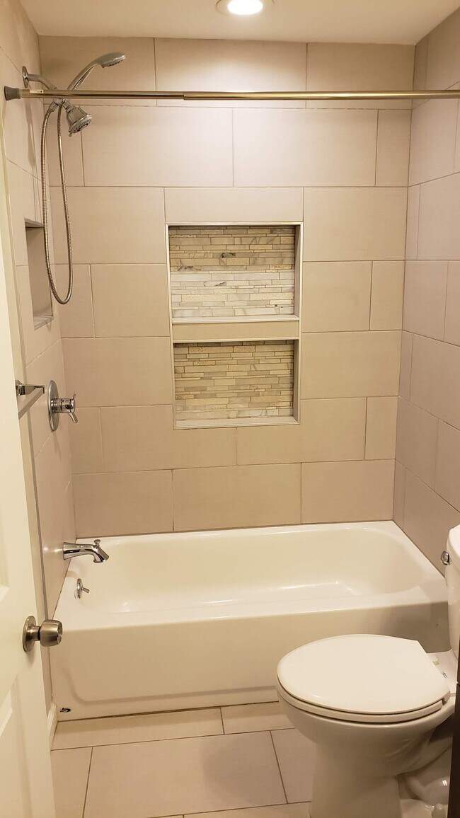 Foto del edificio - 31010 Hiveley St