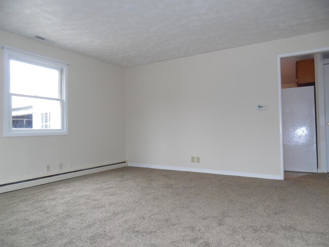 Building Photo - 105 Delcy Dr