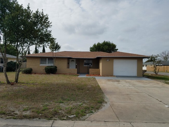 Building Photo - 7724 Jasmine Blvd