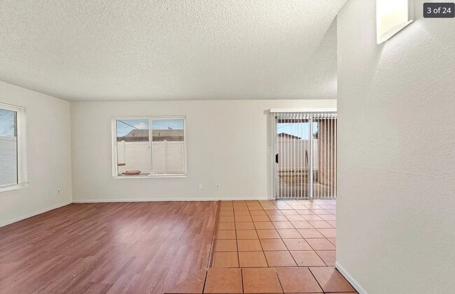 Building Photo - 1071 May Ln