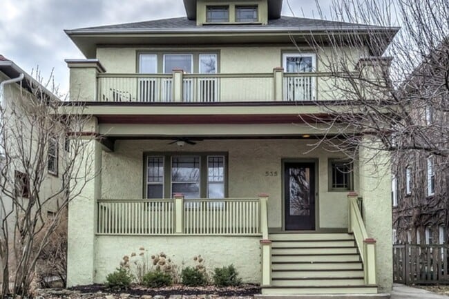 Front - 535 S Lombard Ave