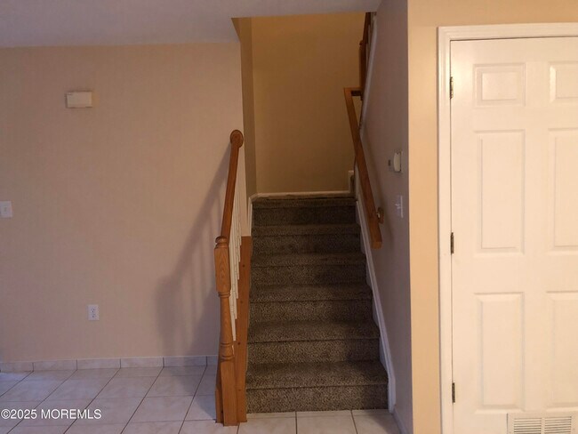Building Photo - 159 Setter Pl