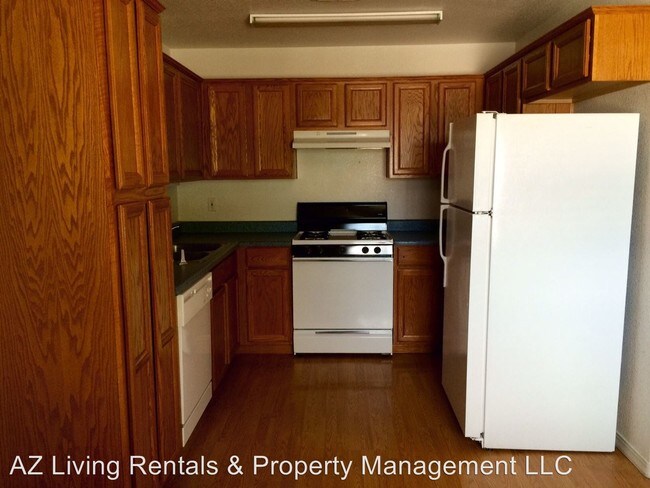 Foto del edificio - 2540 Valentine Ave