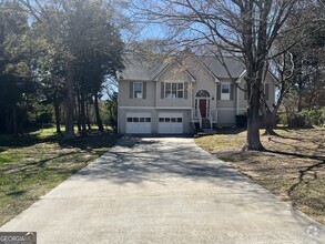 Building Photo - 1510 Twin Manor Dr