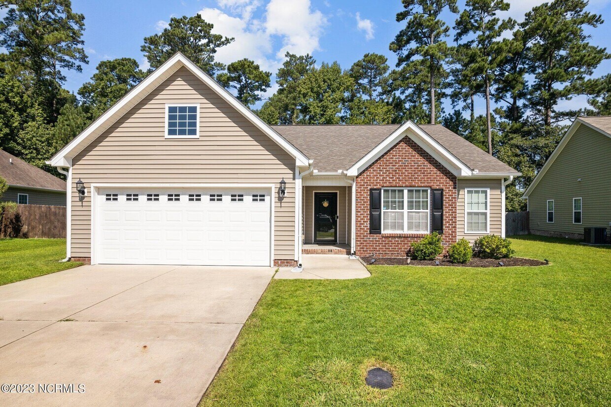 Foto principal - 3132 Drew Ave
