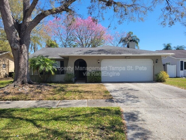 Building Photo - 11609 Shady Tree Pl