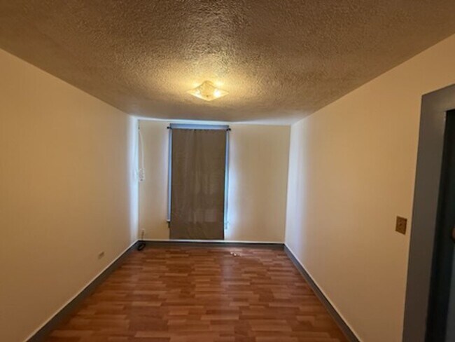 Foto del edificio - 931 Main St