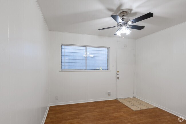 2HAB, 1BA - 600 ft² - San Gabriel Square Apartments