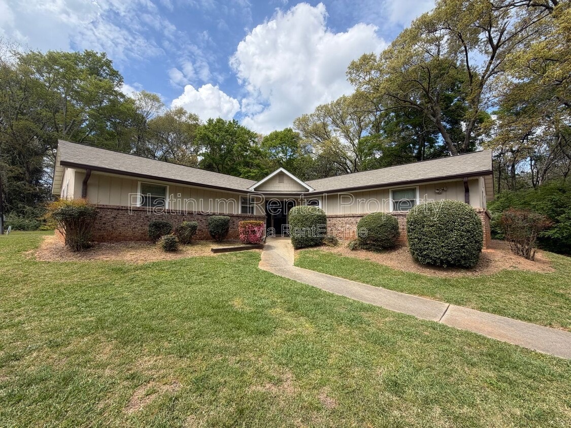 Photo - 1512 Waverly Way