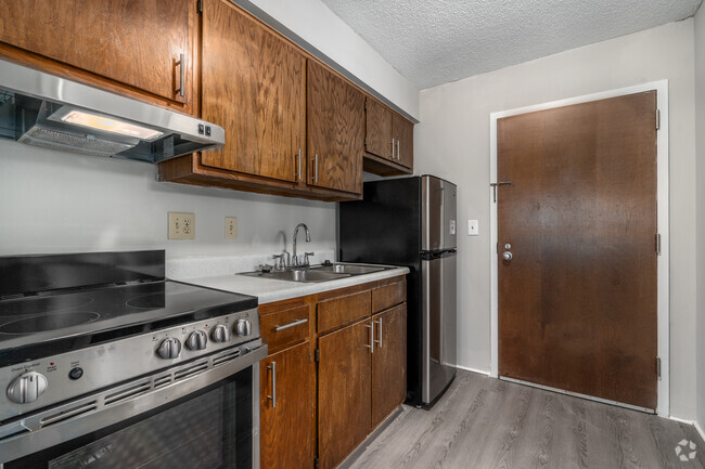 1BR, 1BA - 350 SF Studio - Kitchen - Westgrove Tower Condominiums