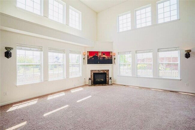 Building Photo - 3449 Millbrae Dr