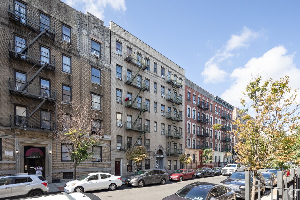 Primary Photo - 520 W 174th St