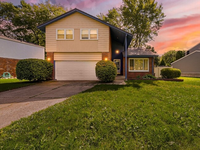 Photo - 42195 Park Ridge Rd House